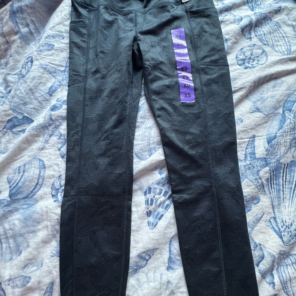 Mondetta Black Leggings